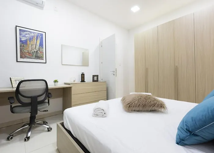 By The Sea Apartamento Sliema